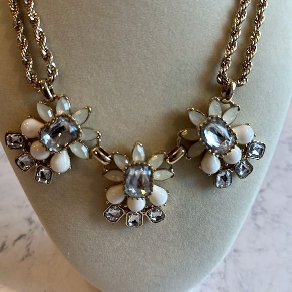 Banana Republic gold tone with white/crystal stones costume necklace - Picture 2 of 3